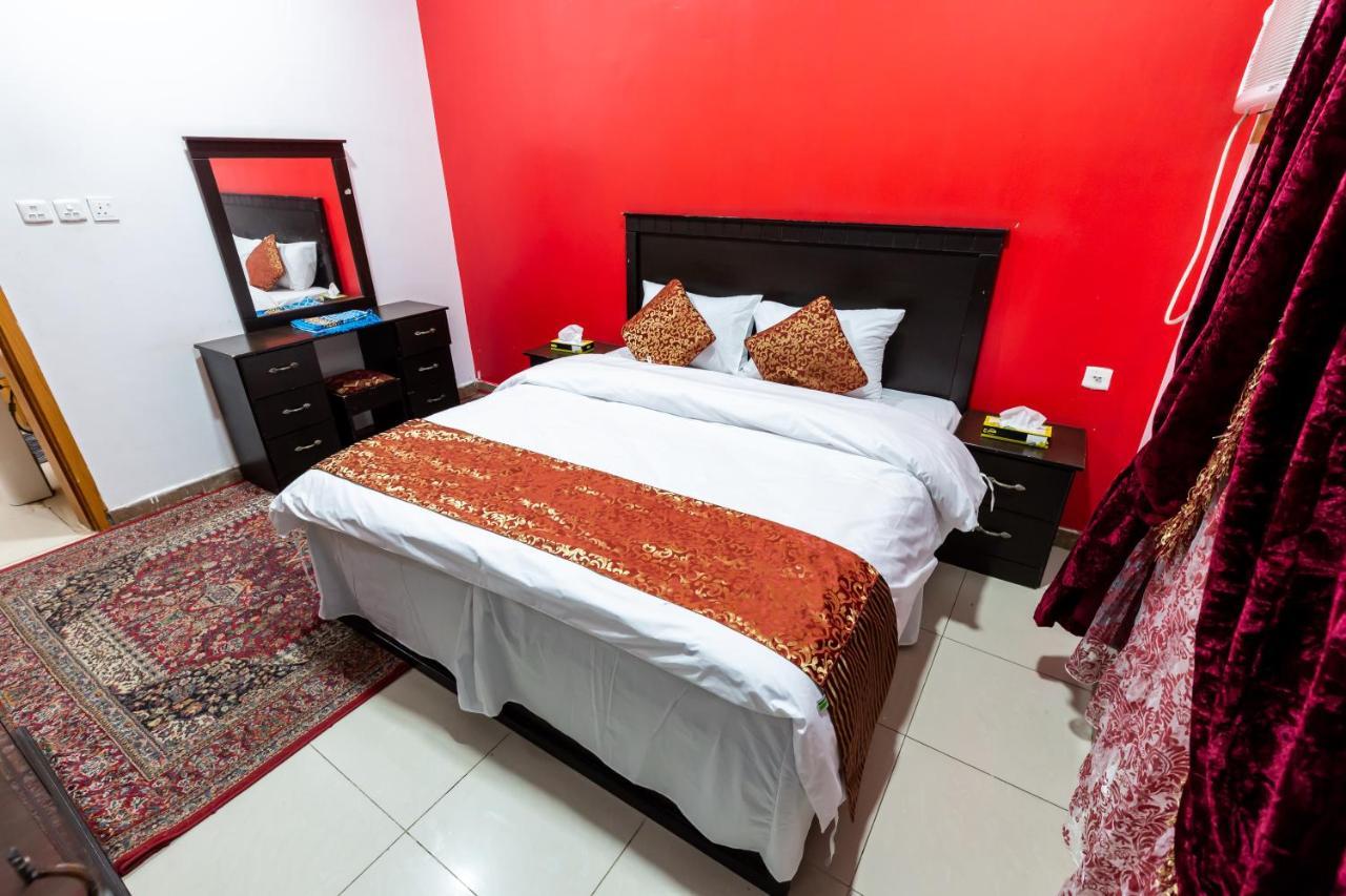 العييري للوحدات السكنية المفروشة الباحة 2 Al Bahah Exterior photo